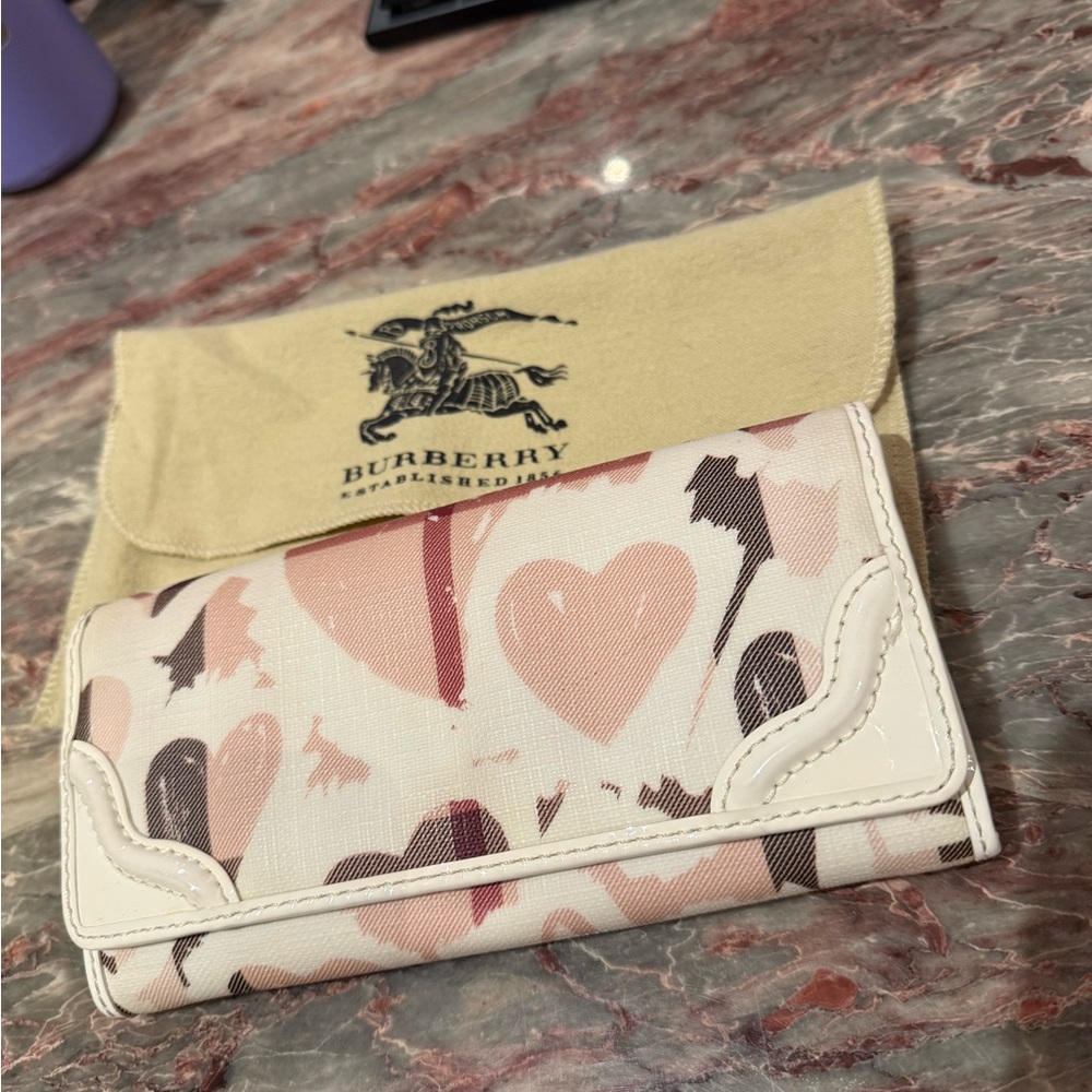 Burberry Heart Print Wallet - Picture 2 of 5